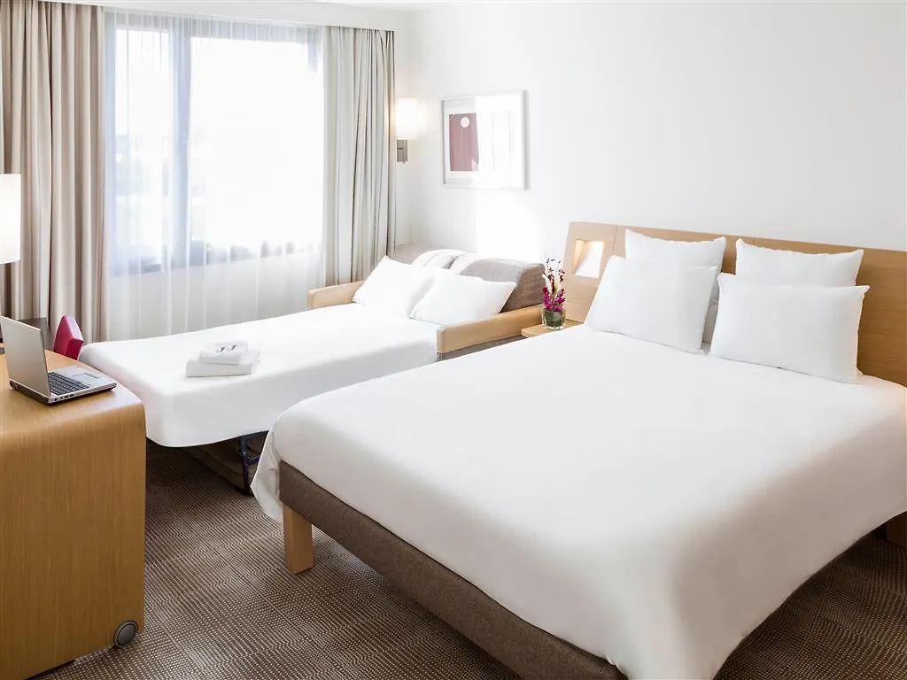 **** Hotel Novotel Hamburg City Alster Germany