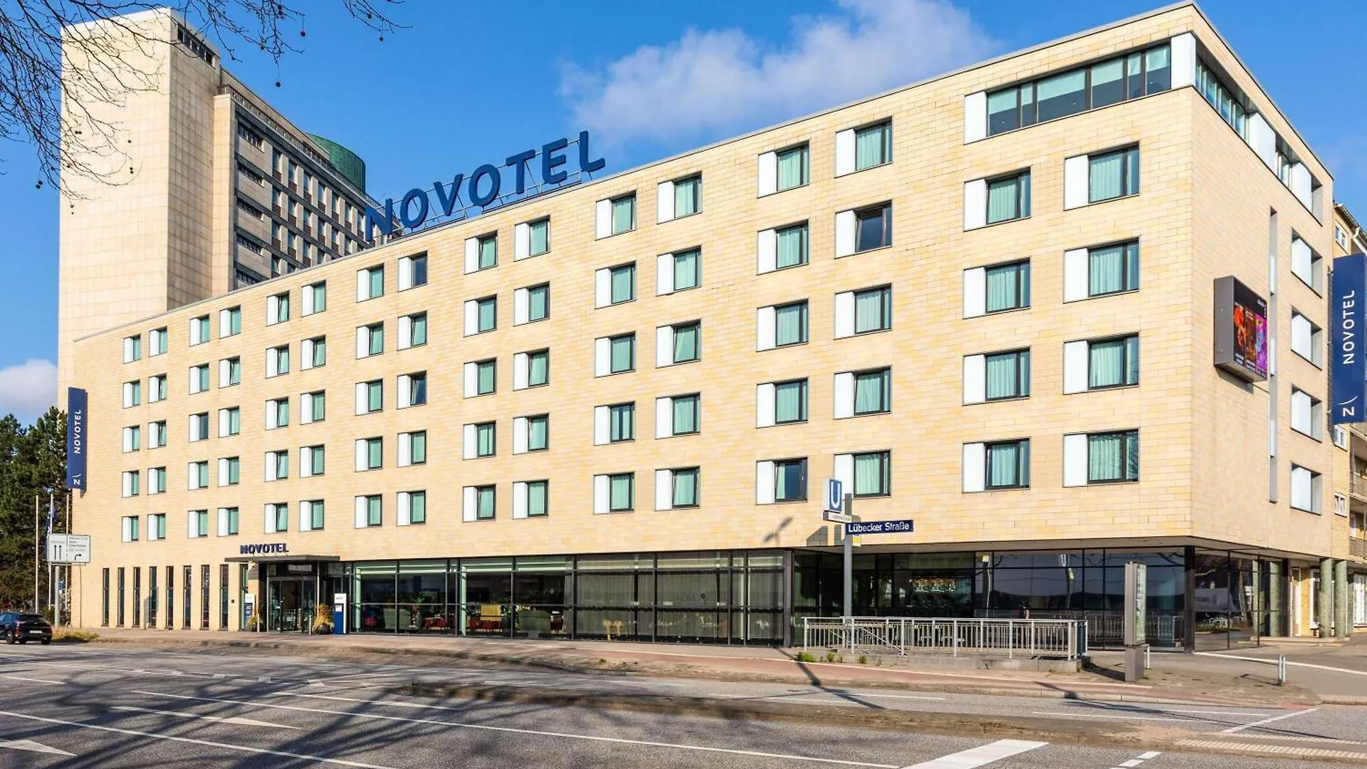 Novotel Hamburg City Alster Hotel
